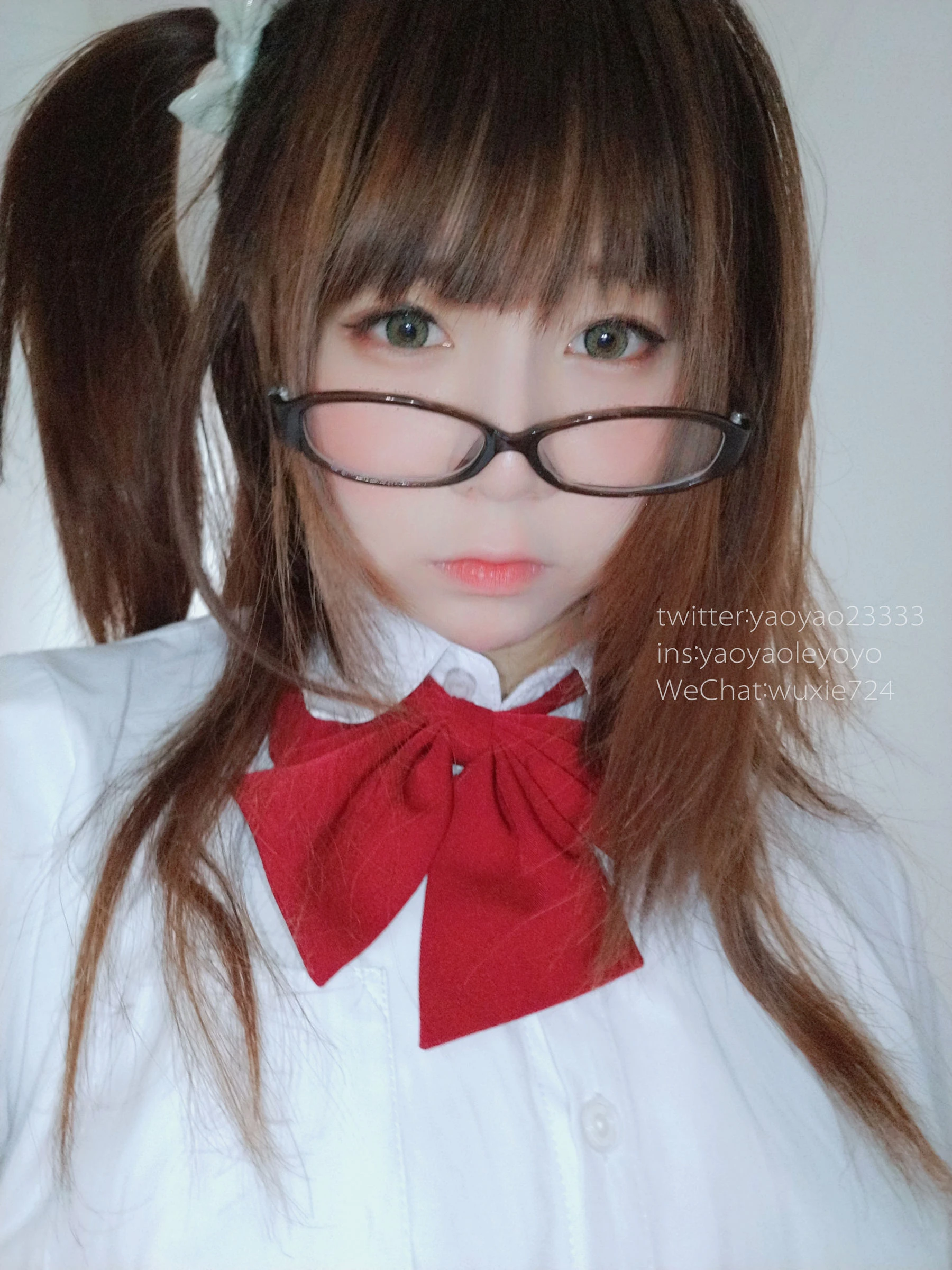 空姐甜美自然光寫真 – 冬季神秘風格展現限量 - 37