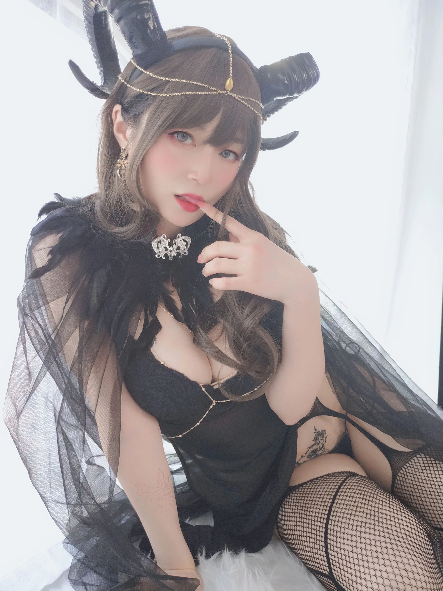 舞者優雅海邊寫真 – 夏日俏皮風格展現限量 - 19