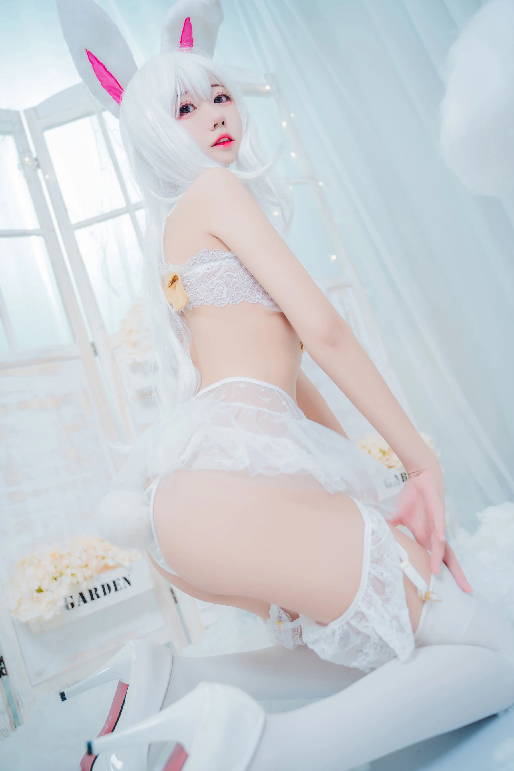 護士知性街拍寫真 – 夏日俏皮風格展現獨家 - 12