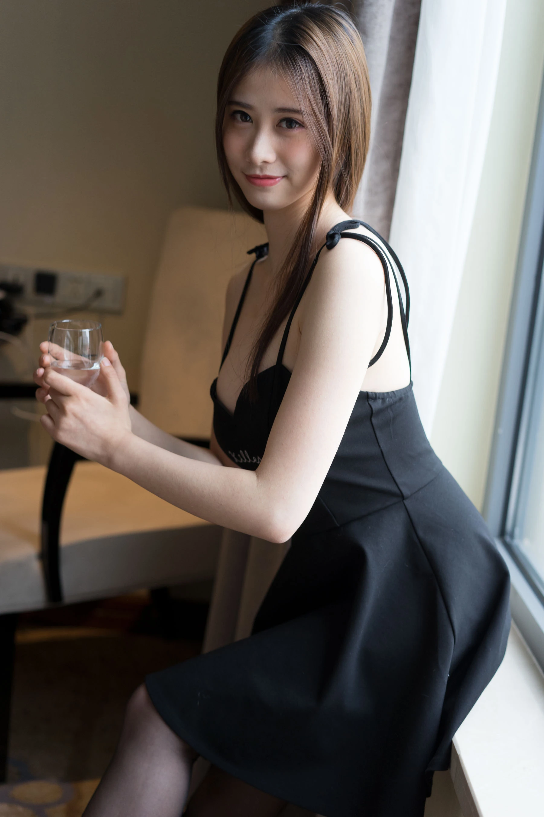 性感嫩模私藏美照 – 台南攝影棚清晨獨家呈現獨家 - 2