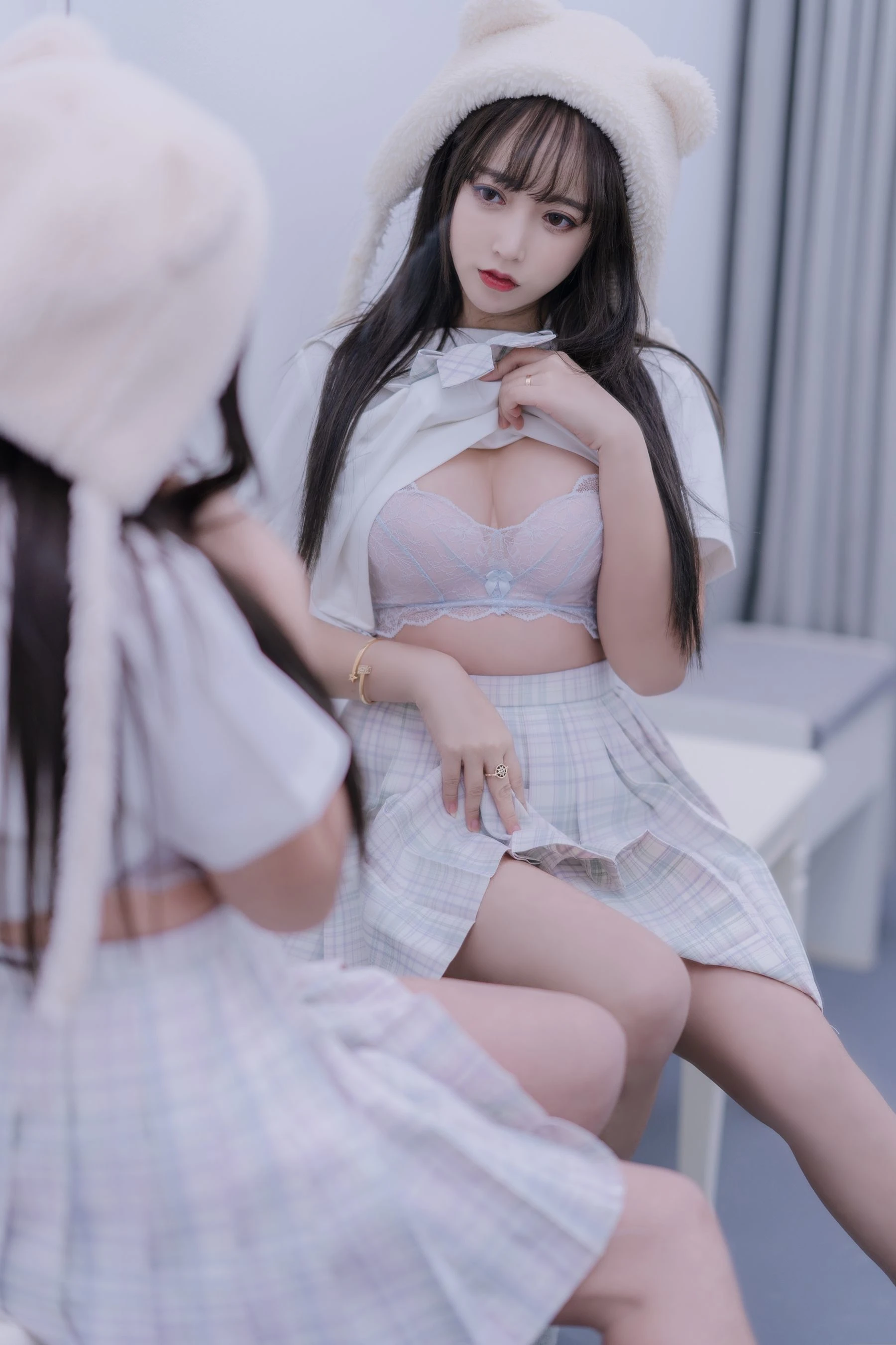護士活潑自然光寫真 – 秋楓俏皮風格展現典藏 - 4