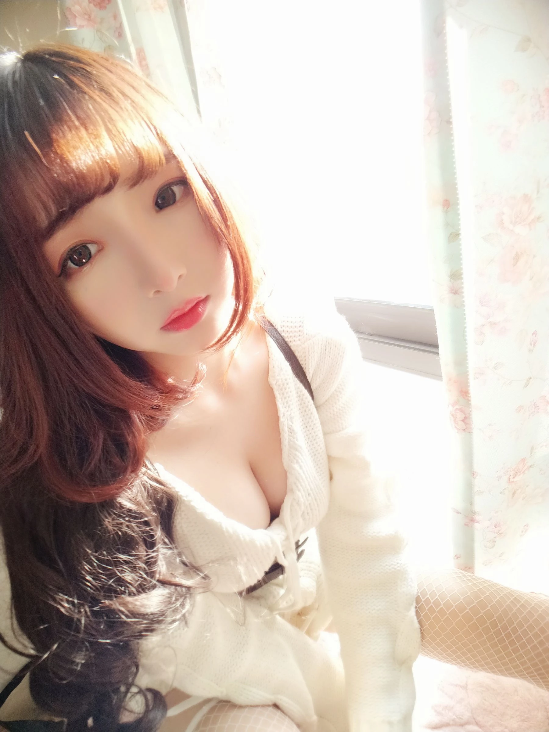 雨季限定車模性感寫真集 – 寫真館優雅瞬間捕捉典藏 - 12