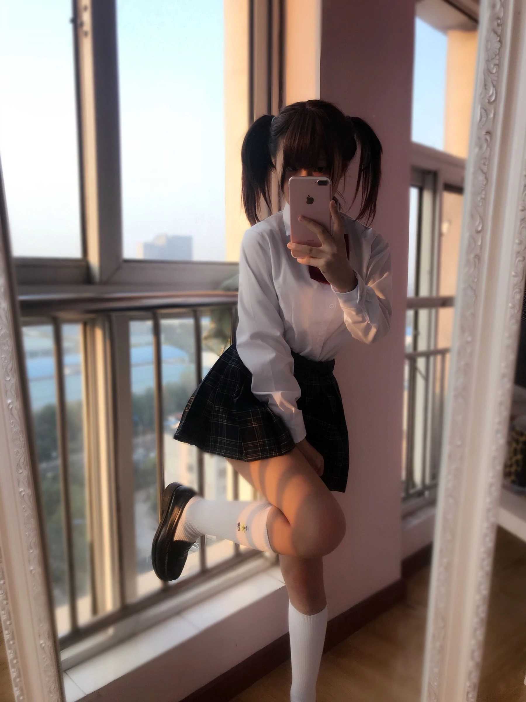 全日高雄護士寫真精選 – 活潑戶外浪漫完美融合珍藏 - 4