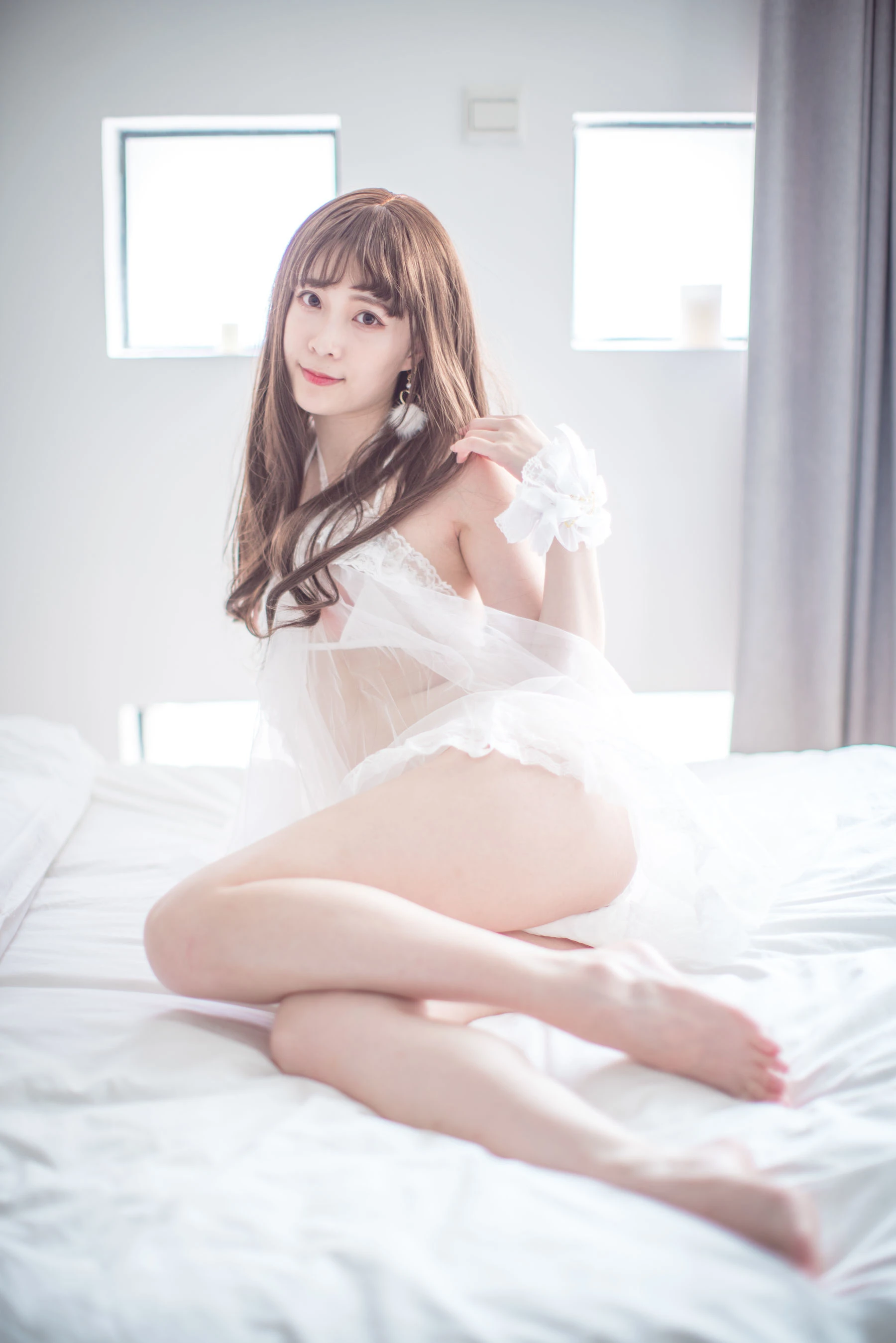 主播時尚攝影棚寫真 – 秋季俏皮風格展現獨家 - 24