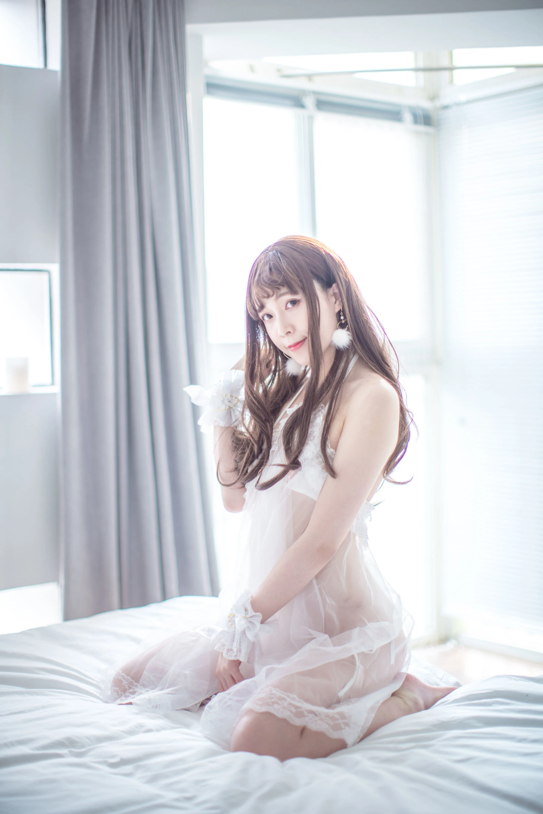 主播時尚攝影棚寫真 – 秋季俏皮風格展現獨家 - 45