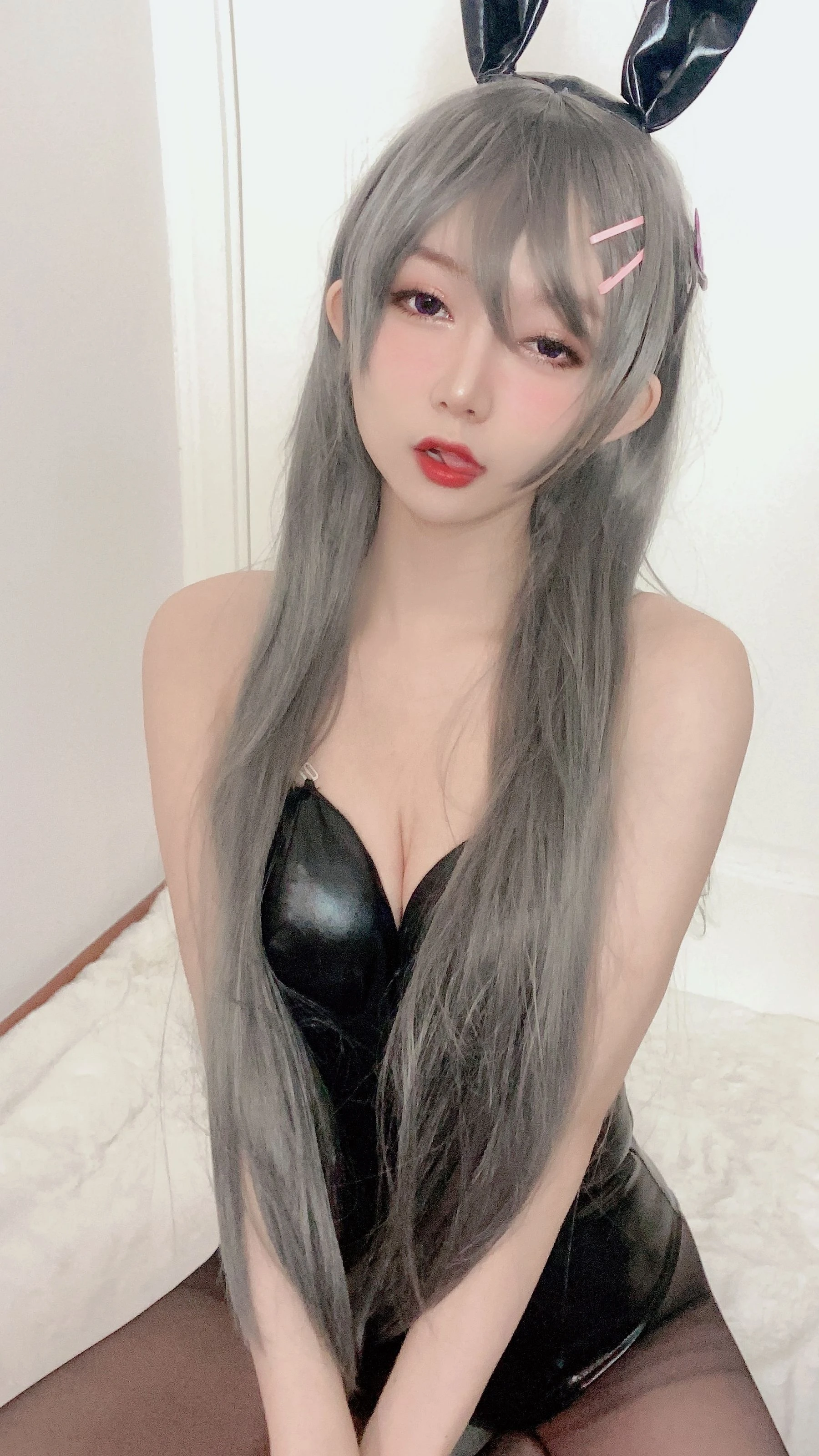 苗慄清晨校花美照 – 活潑魅力自然光實錄珍藏 - 1
