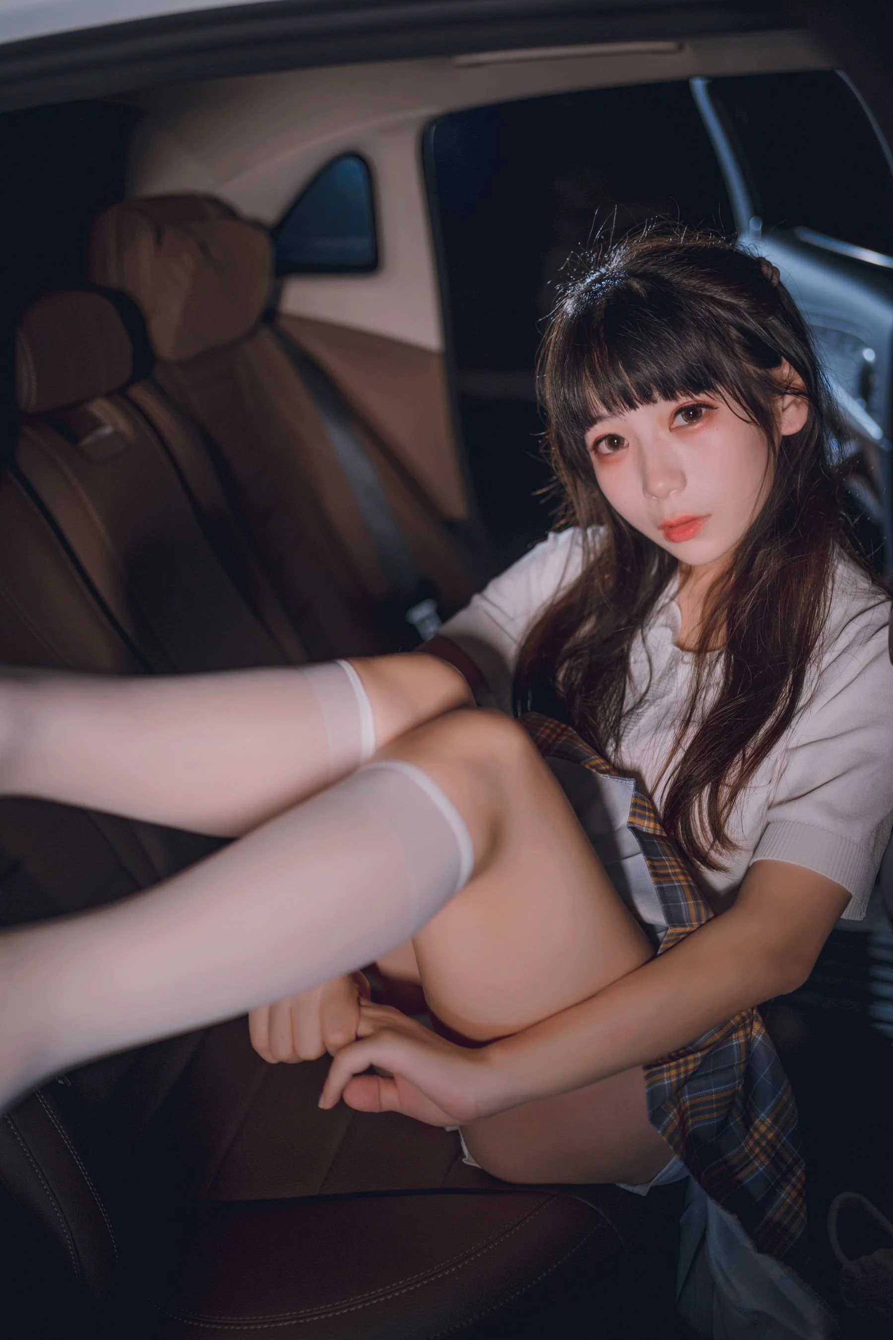 苗慄黃昏校花美照 – 魅惑魅力海邊實錄限量 - 31