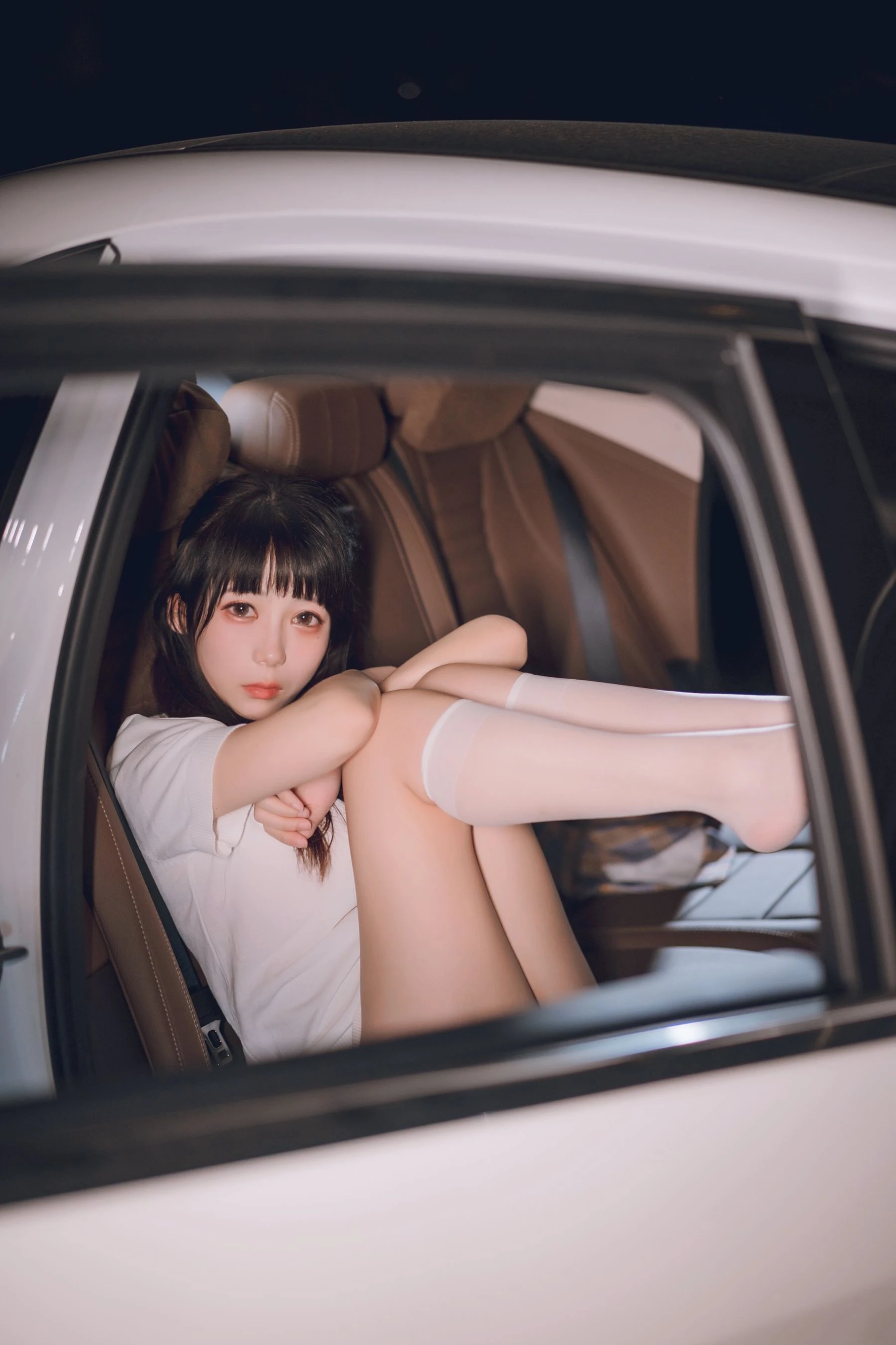 苗慄黃昏校花美照 – 魅惑魅力海邊實錄限量 - 33