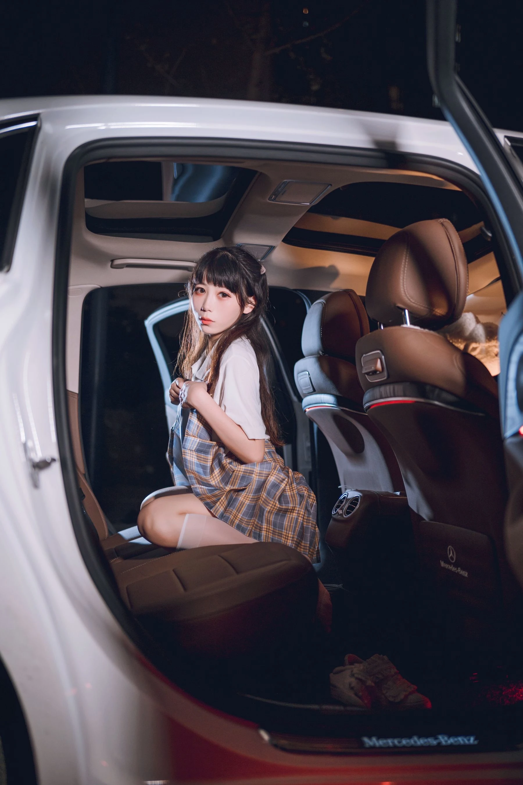 苗慄黃昏校花美照 – 魅惑魅力海邊實錄限量 - 37