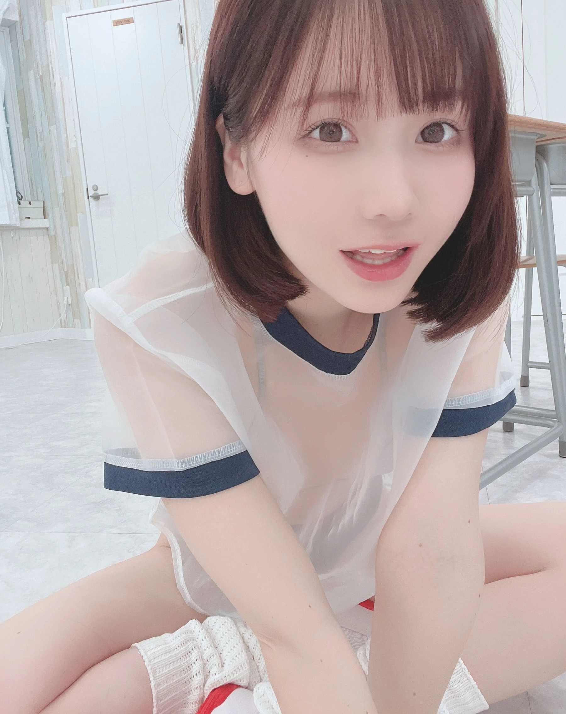 冬季限定空姐甜美寫真集 – 攝影棚神秘瞬間捕捉獨家 - 14
