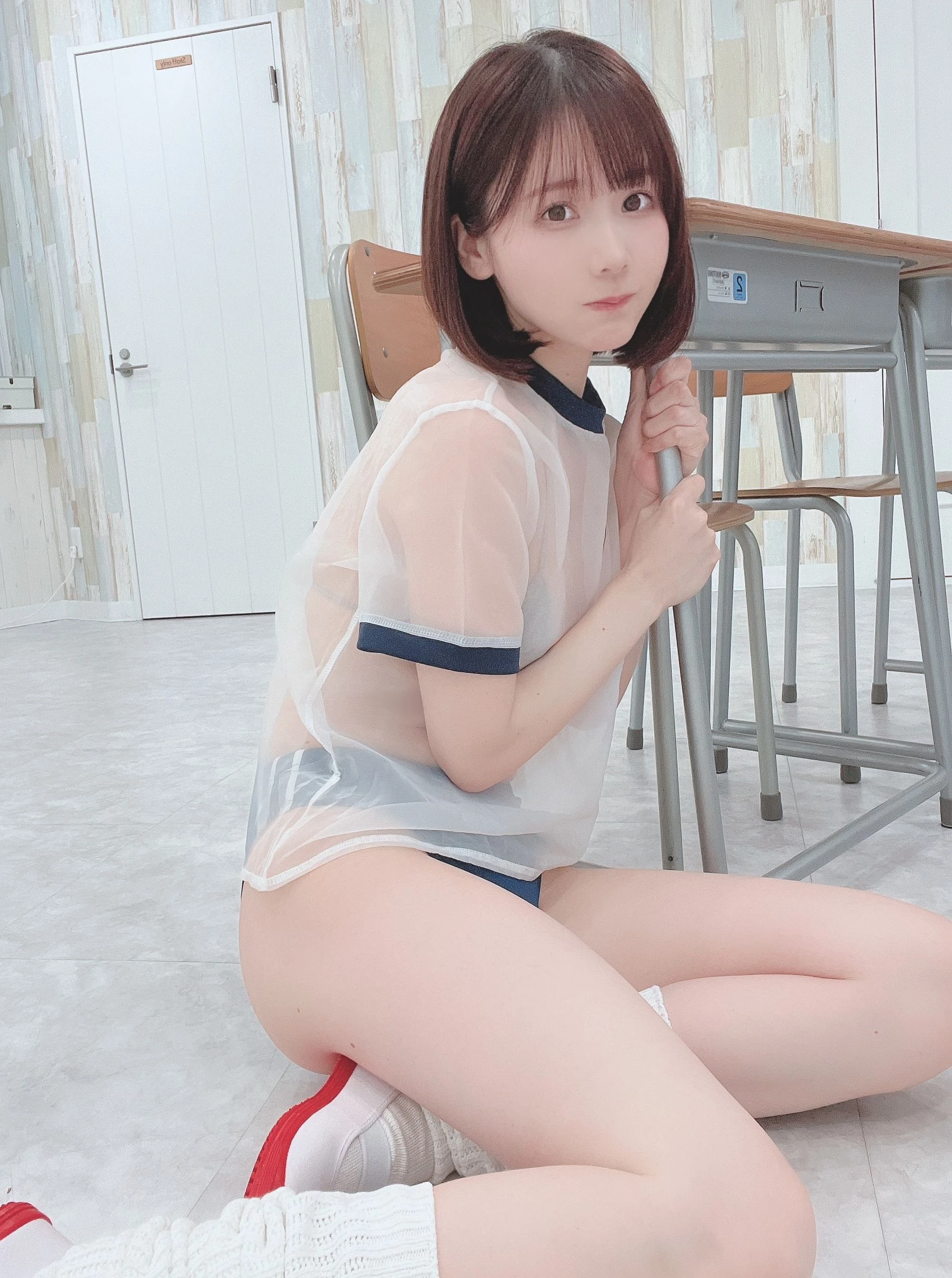 冬季限定空姐甜美寫真集 – 攝影棚神秘瞬間捕捉獨家 - 9