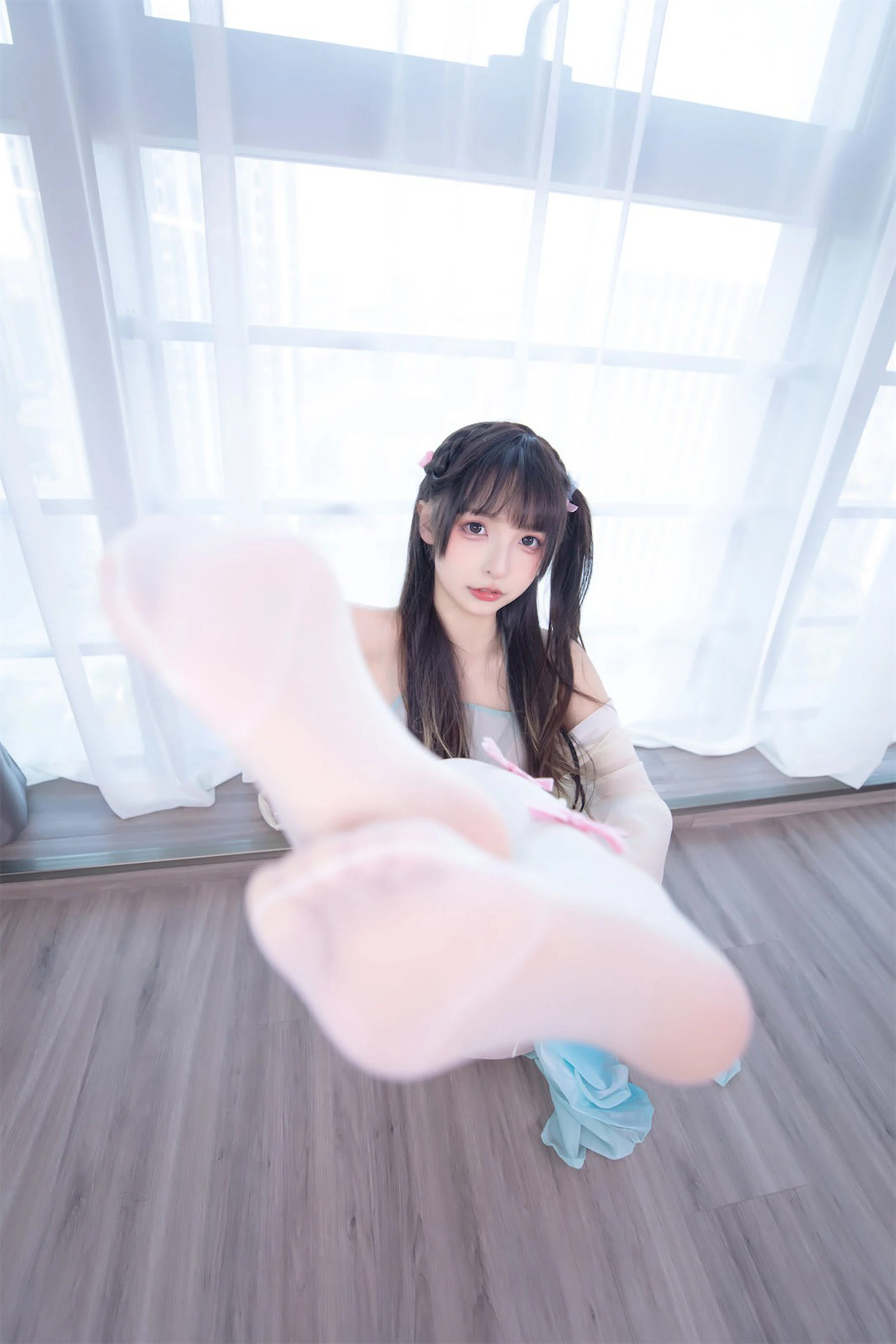 模特清純夜景寫真 – 雨季自信風格展現精選 - 17