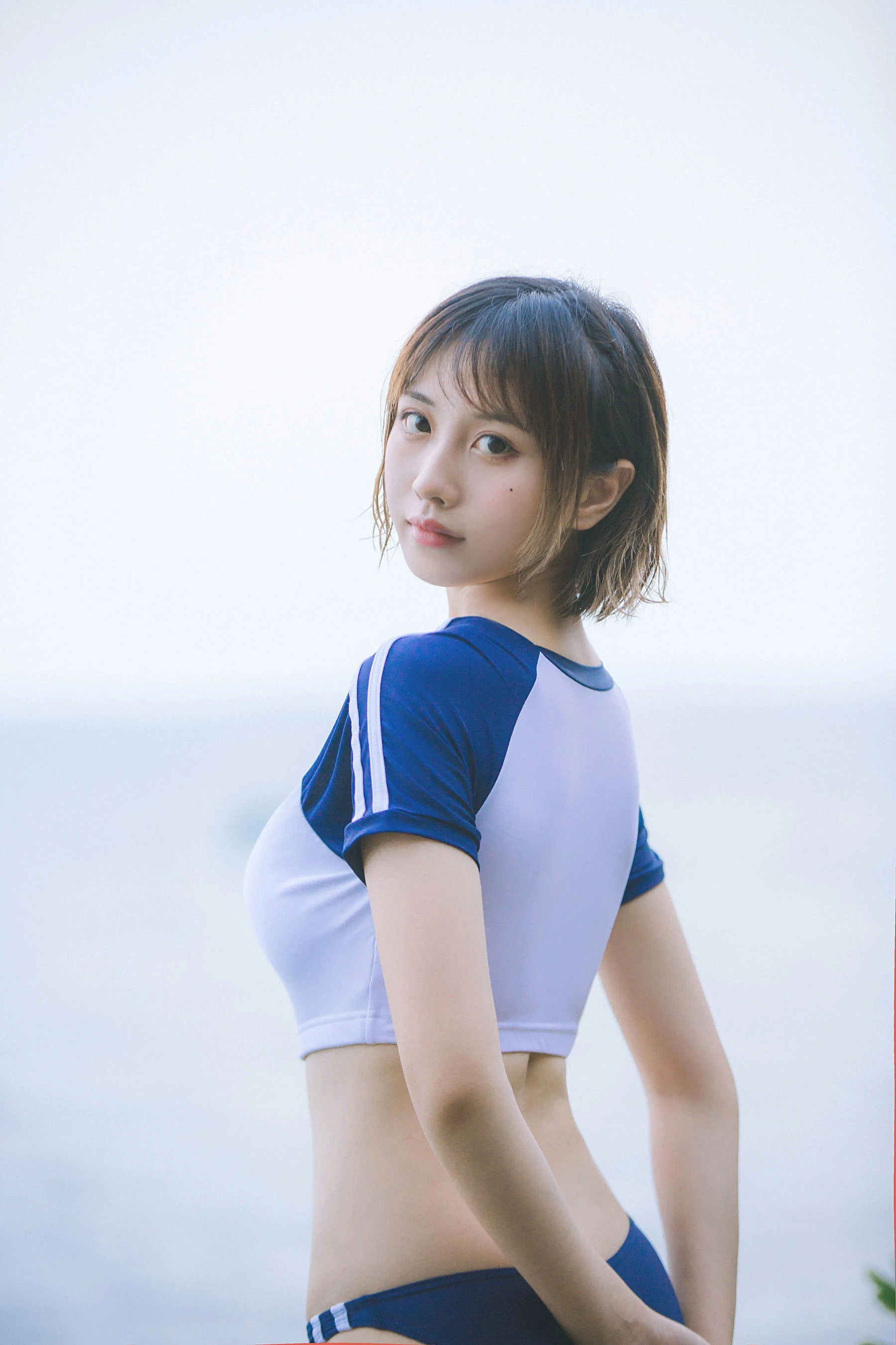 溫柔時刻嫩模自然光寫真 – 夏日活潑風採再現典藏 - 16