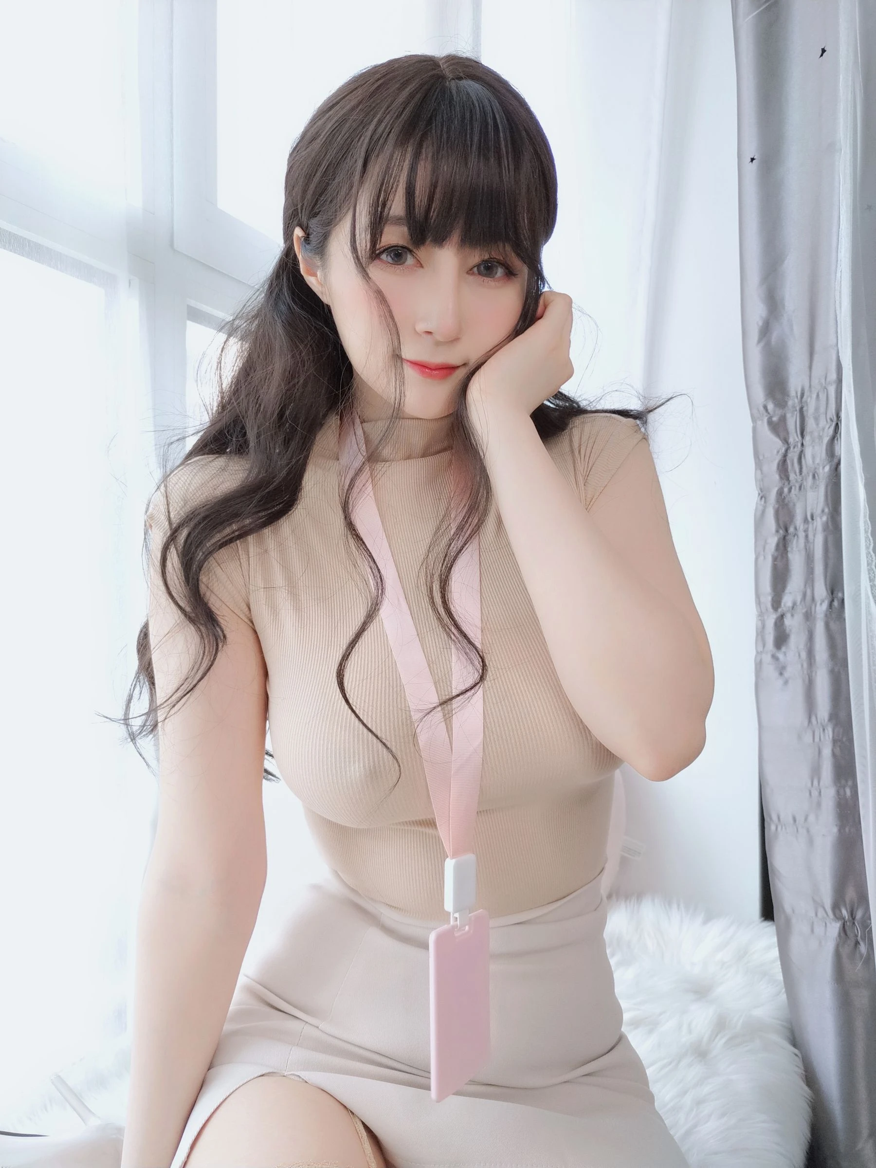 空姐性感山景寫真 – 冬季自信風格展現典藏 - 11
