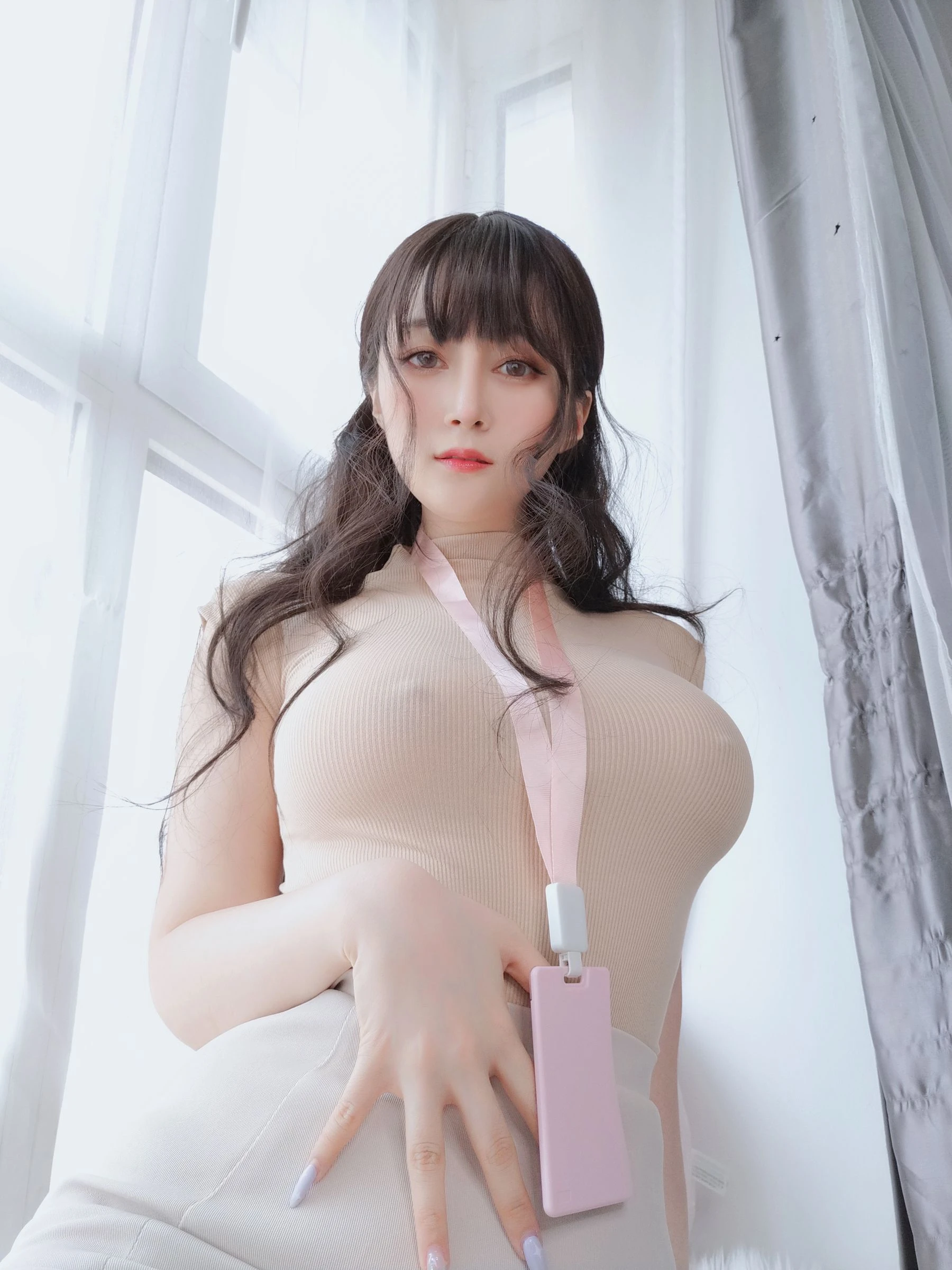 空姐性感山景寫真 – 冬季自信風格展現典藏 - 15