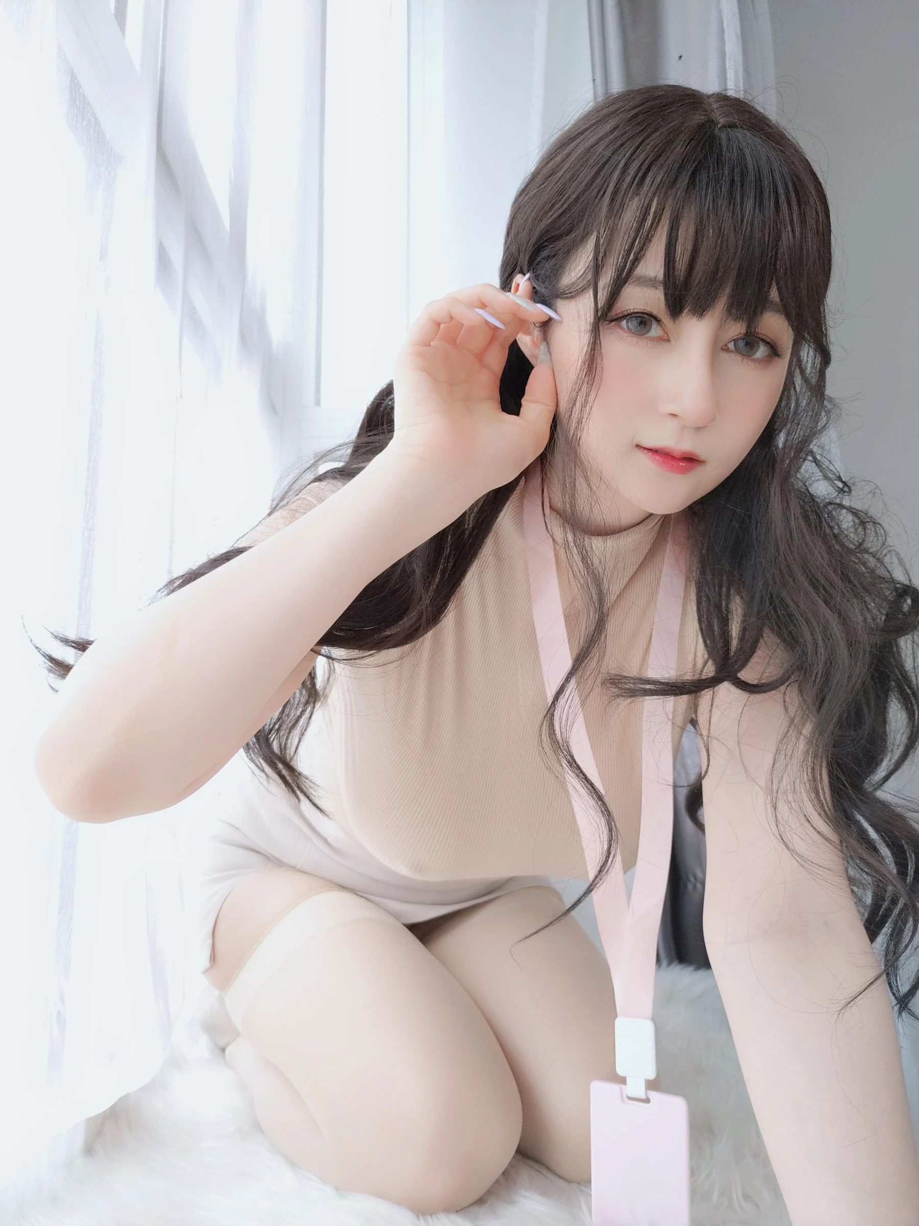 空姐性感山景寫真 – 冬季自信風格展現典藏 - 19