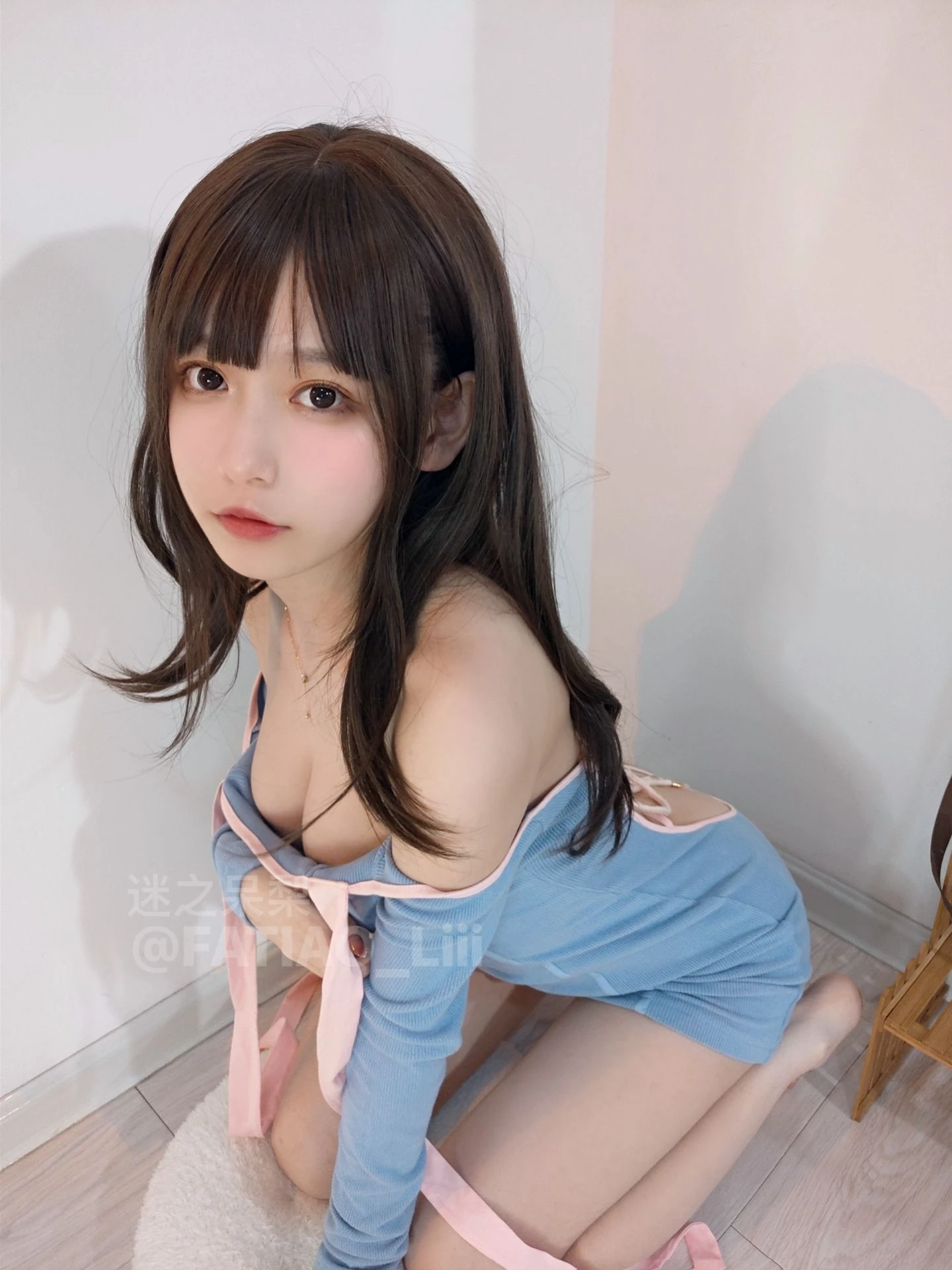 護士活潑自然光寫真 – 晴日俏皮風格展現珍藏 - 14