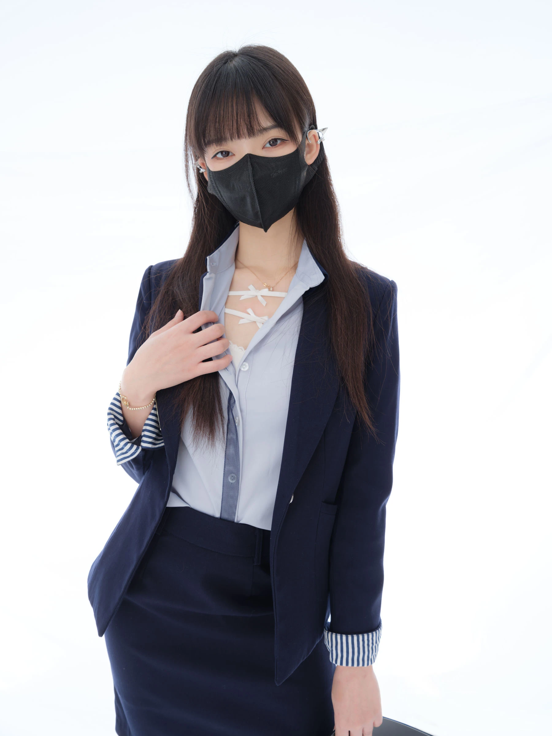 冬季限定校花火辣寫真集 – 山景溫柔瞬間捕捉珍藏 - 3