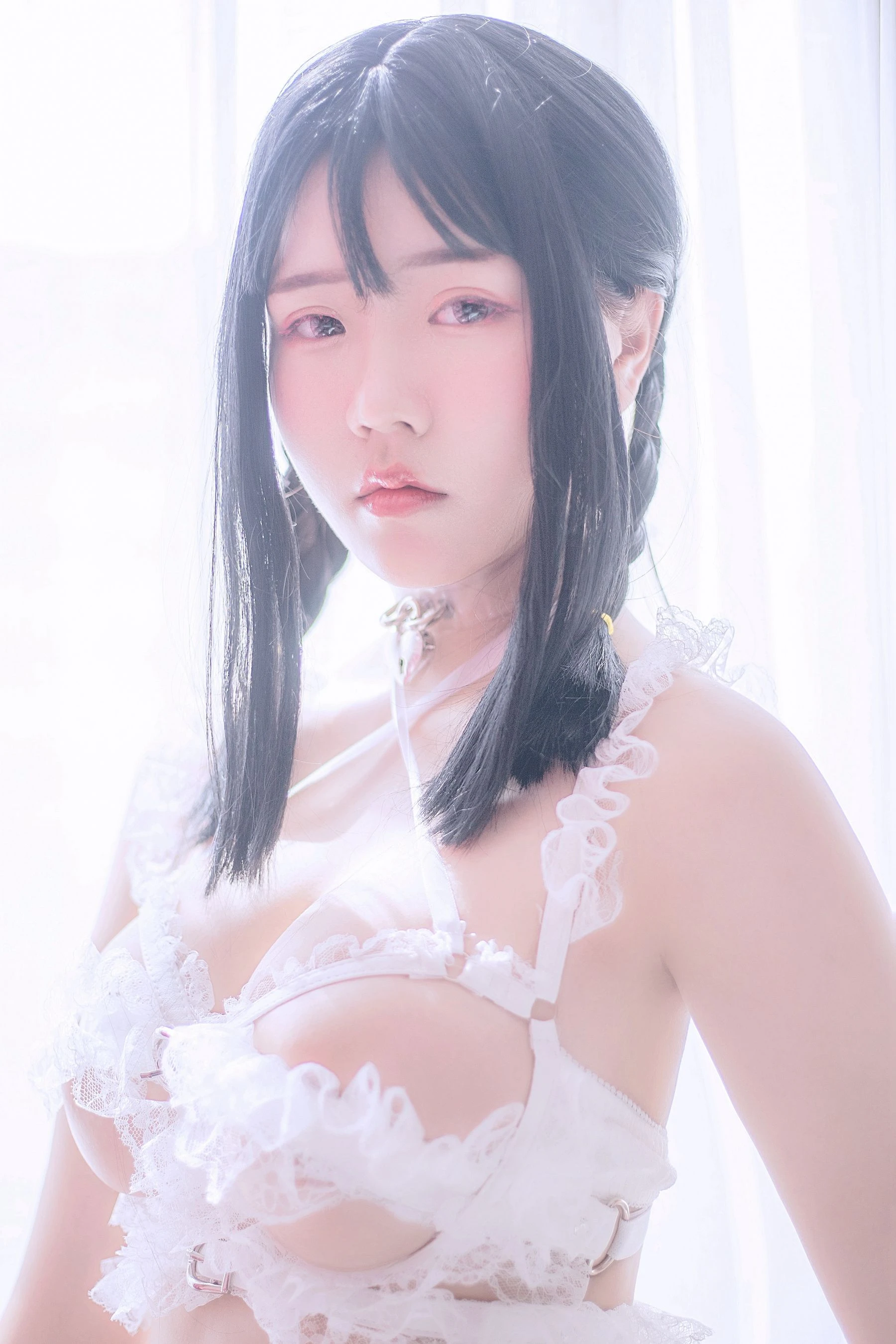 苗慄正午車模美照 – 活潑魅力室內實錄精選 - 3