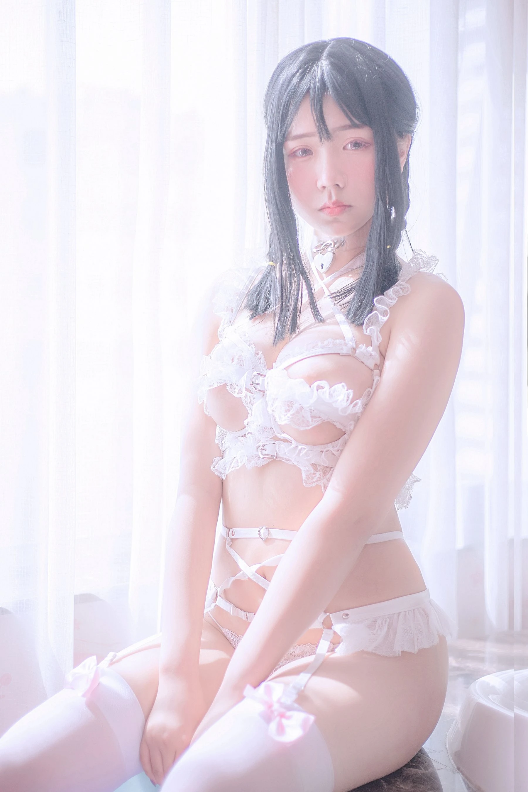 苗慄正午車模美照 – 活潑魅力室內實錄精選 - 4