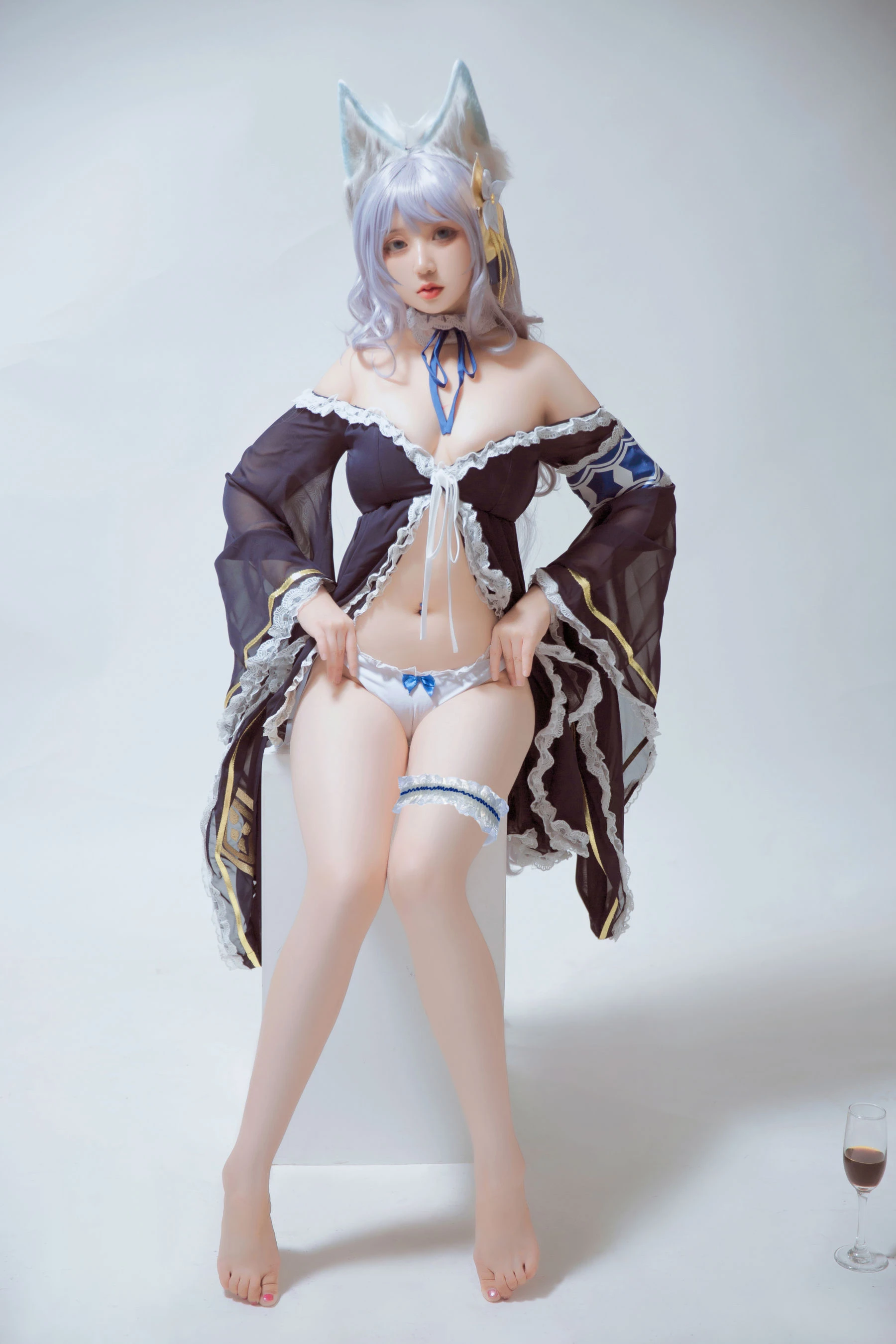 空姐優雅街拍寫真 – 夏季自信風格展現精選 - 28
