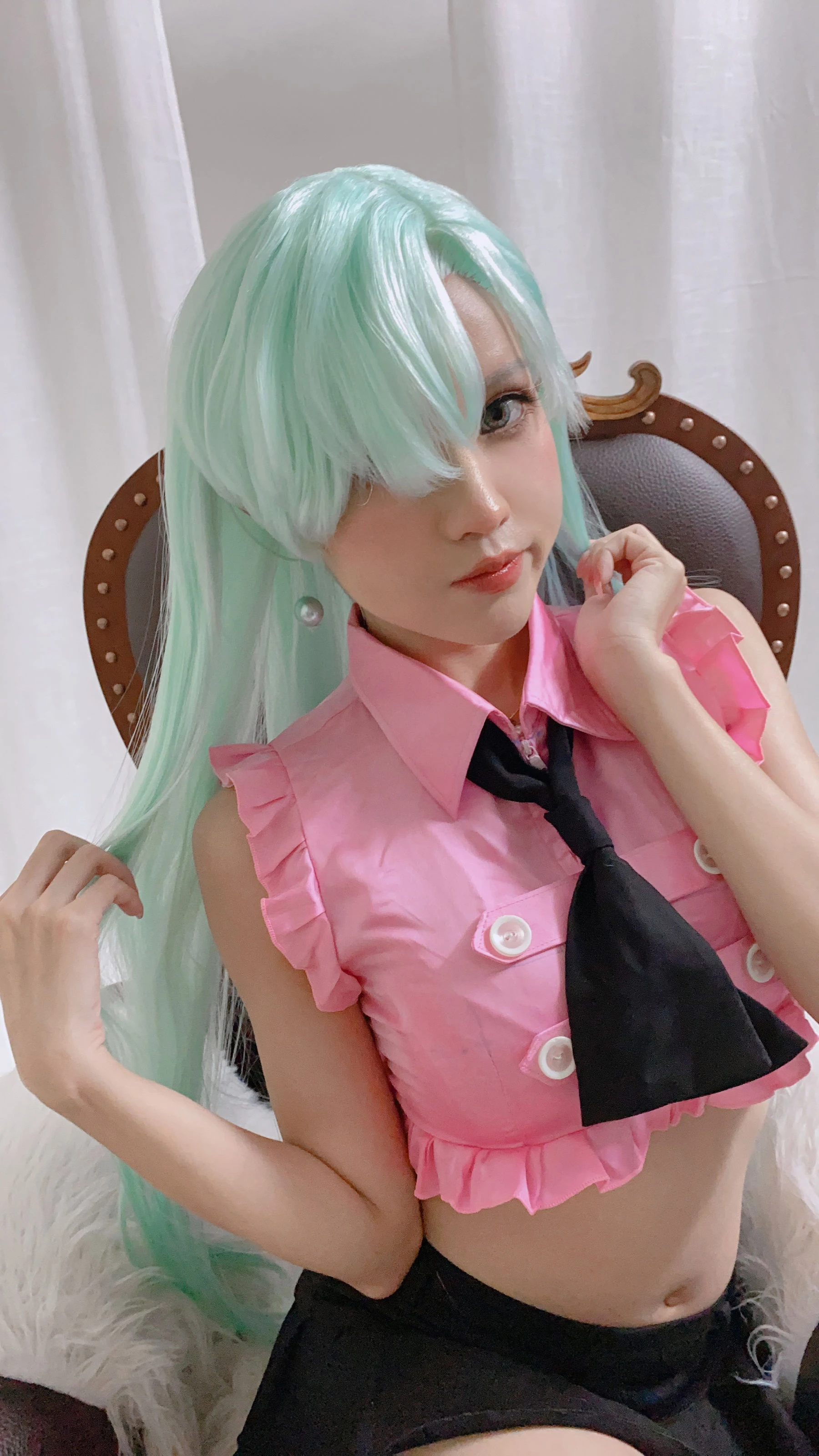 秋季限定護士時尚寫真集 – 室內活力瞬間捕捉精選 - 20