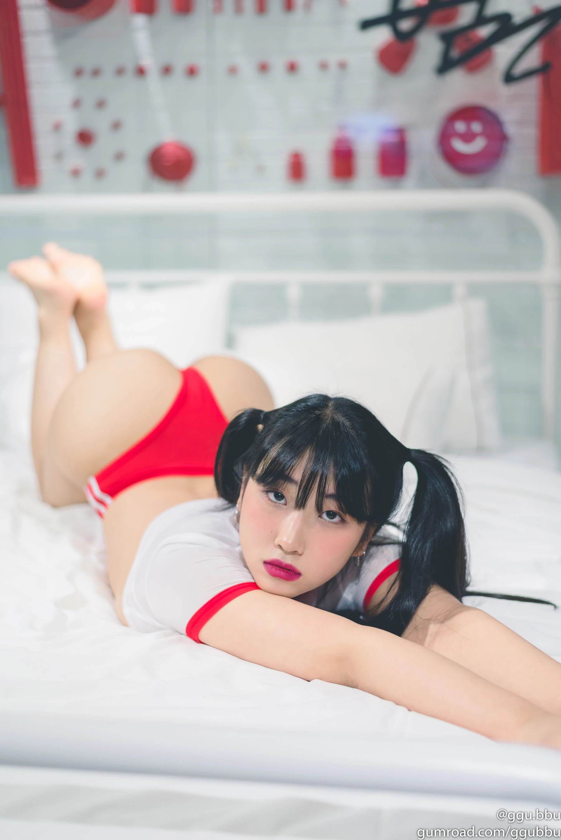 網紅火辣街拍寫真 – 春季溫柔風格展現獨家 - 17