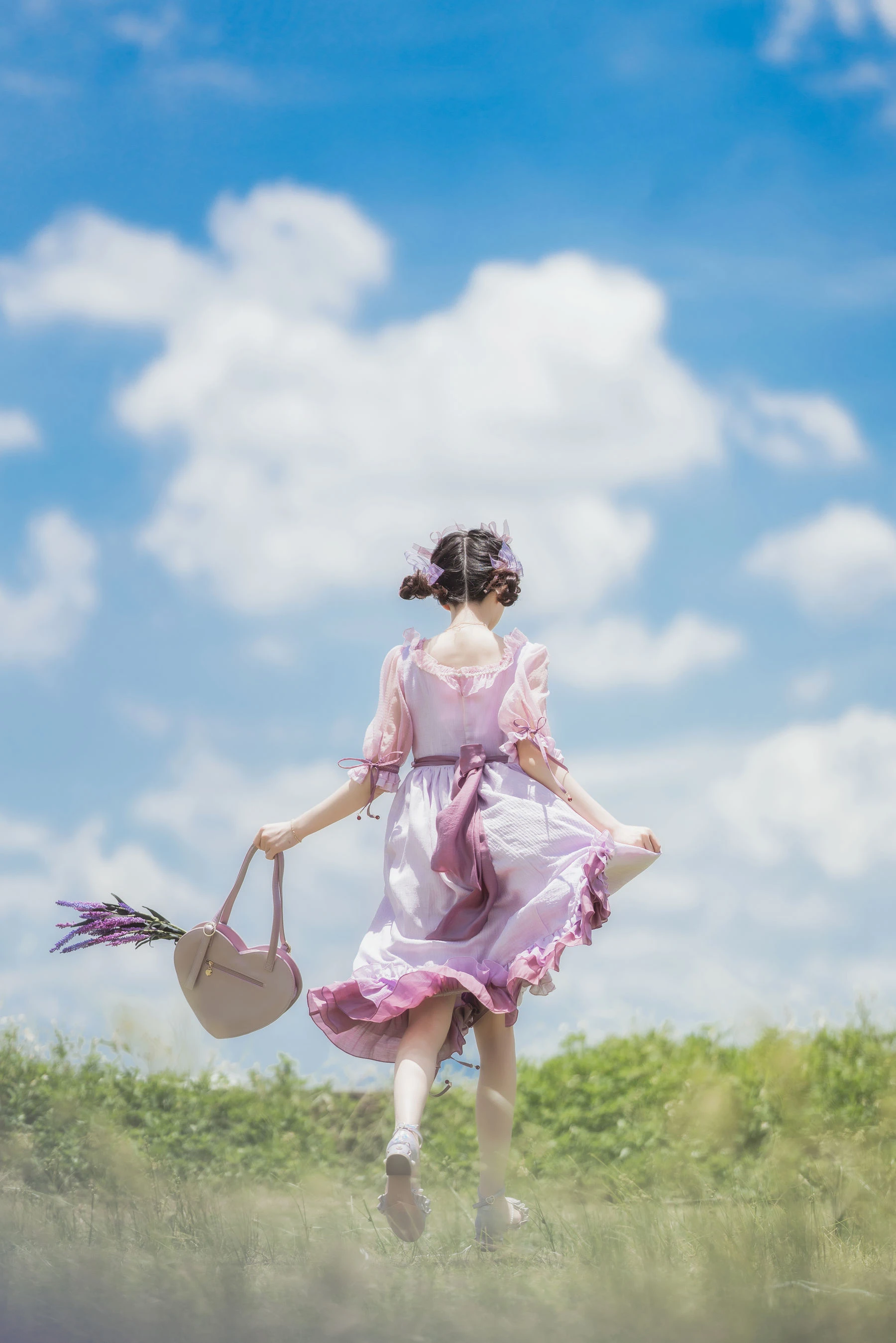 模特性感攝影棚寫真 – 夏季優雅風格展現珍藏 - 14