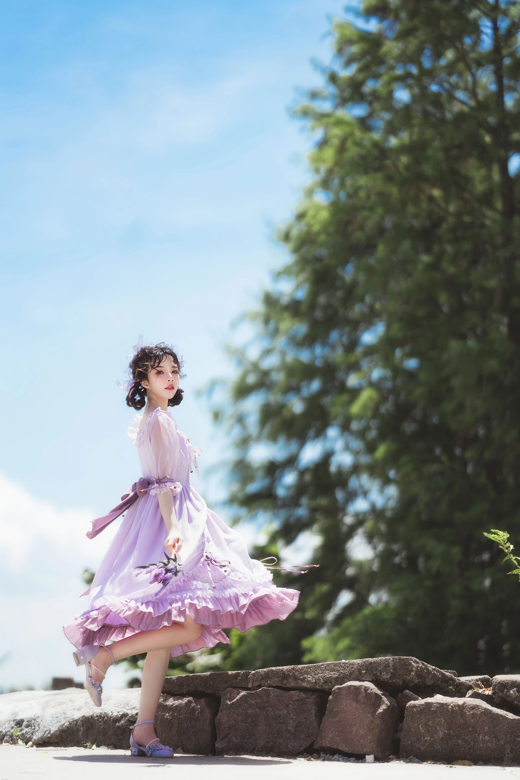 模特性感攝影棚寫真 – 夏季優雅風格展現珍藏 - 4