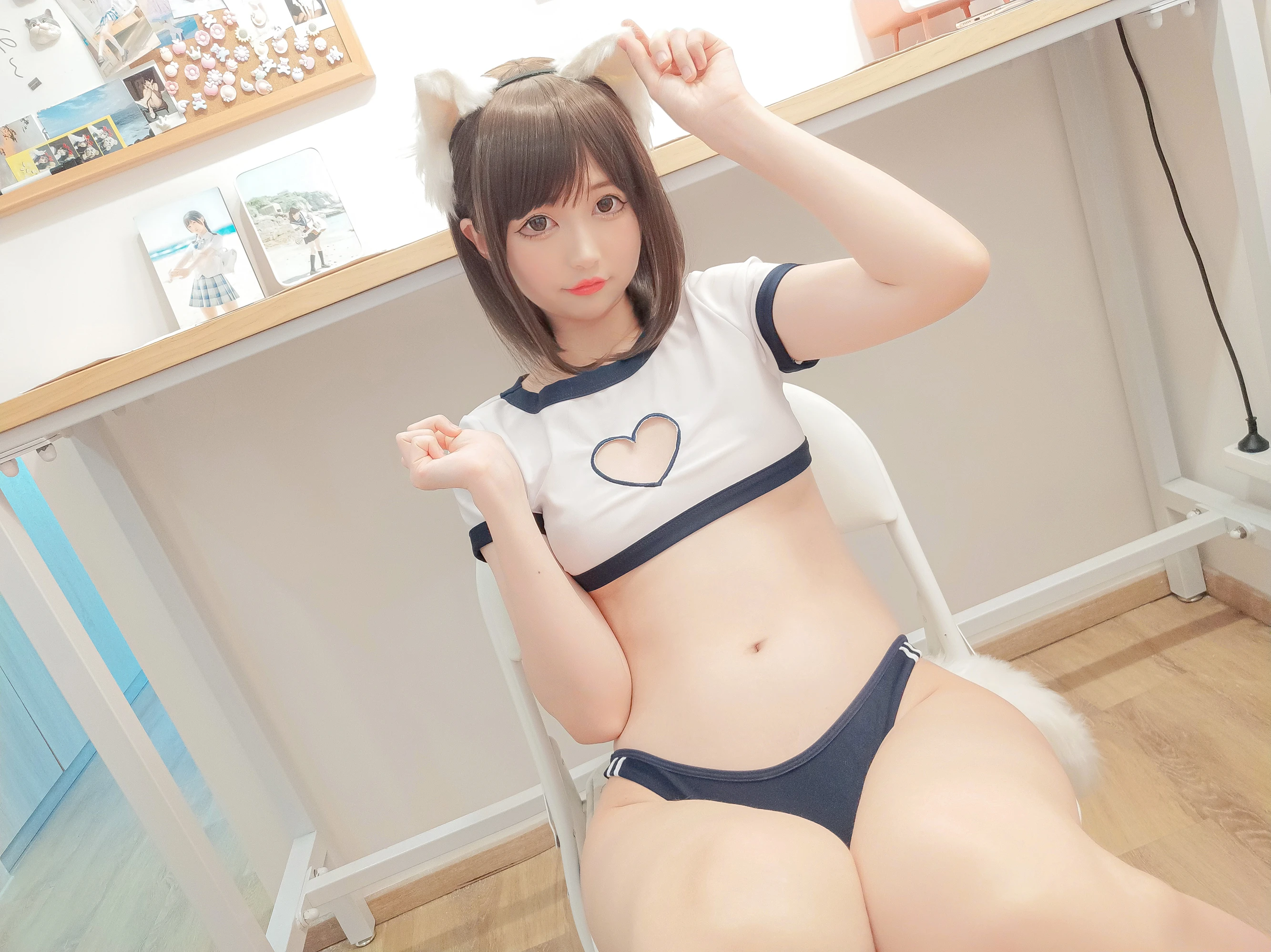 夏季限定主播性感寫真集 – 夜景溫柔瞬間捕捉珍藏 - 3