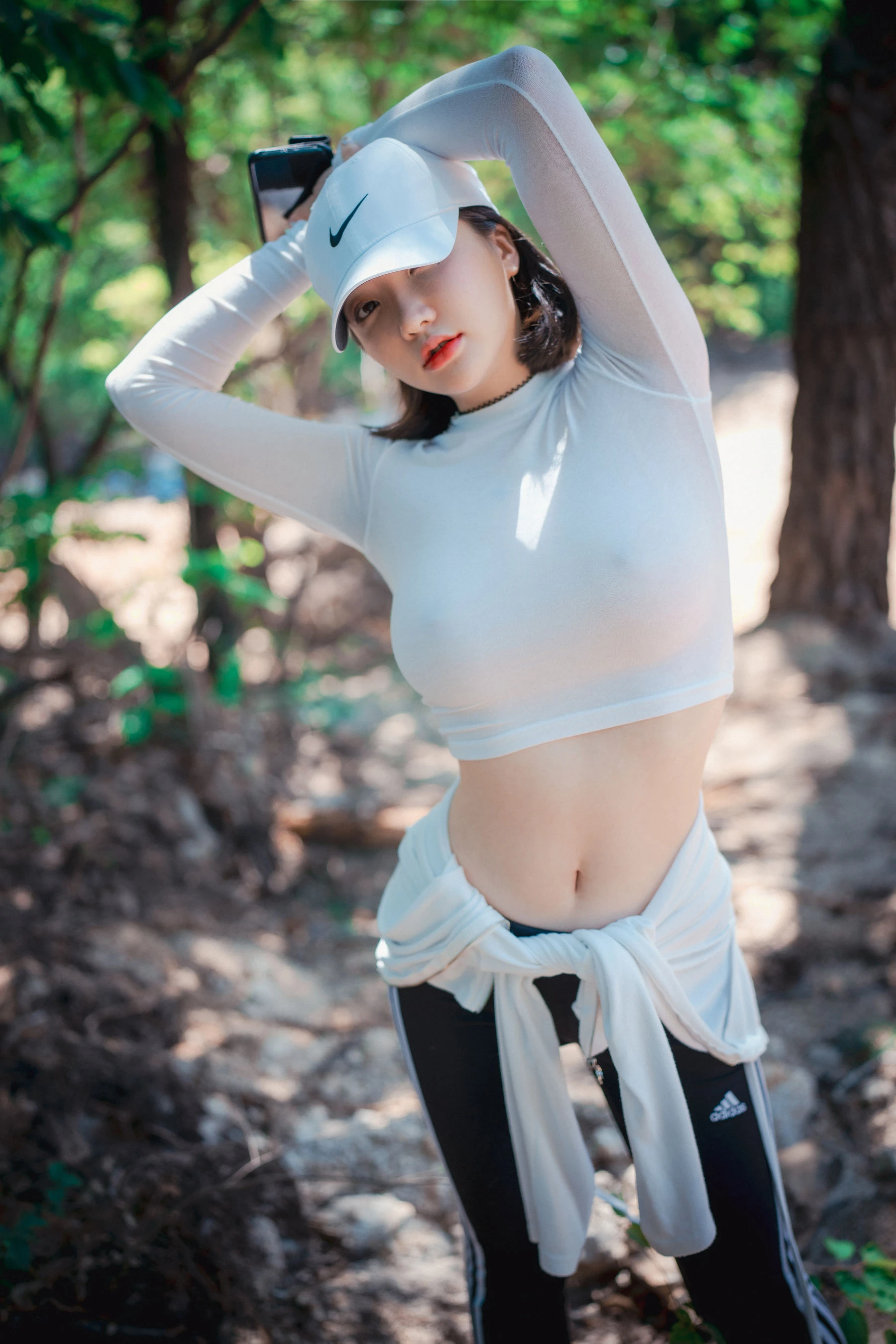 黃昏台中DJ寫真精選 – 優雅室內俏皮完美融合限量 - 85
