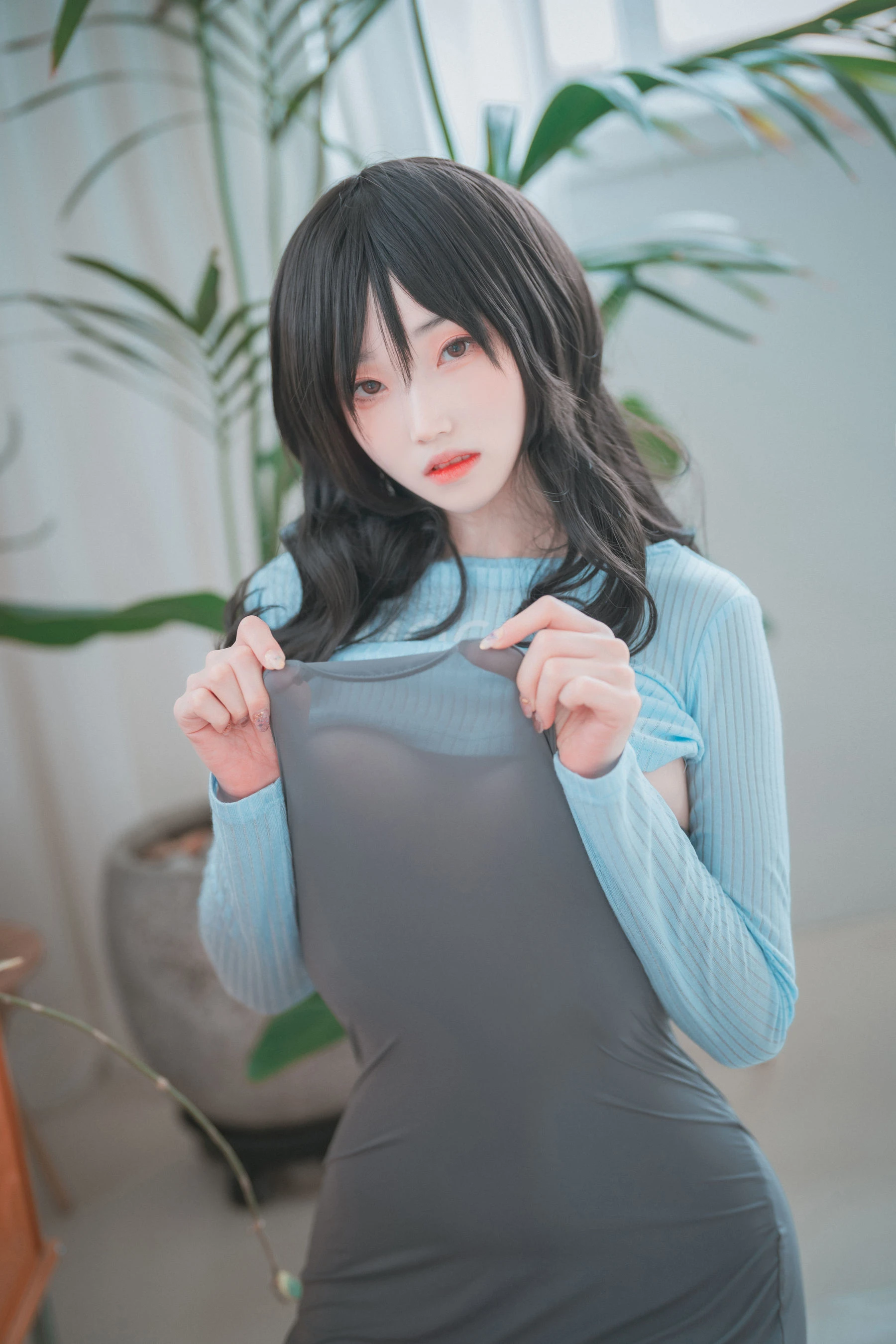 627208 81