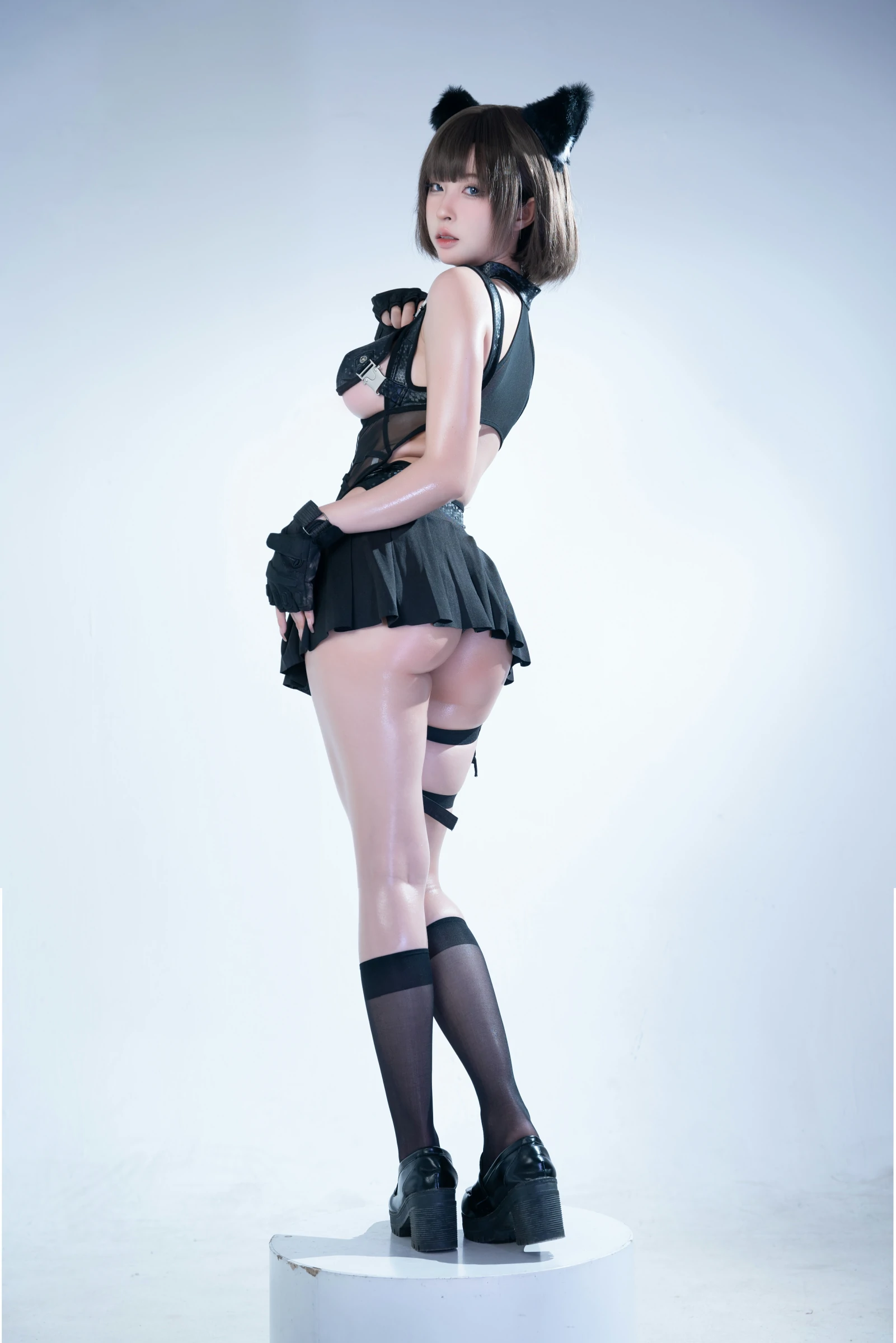 628633 22