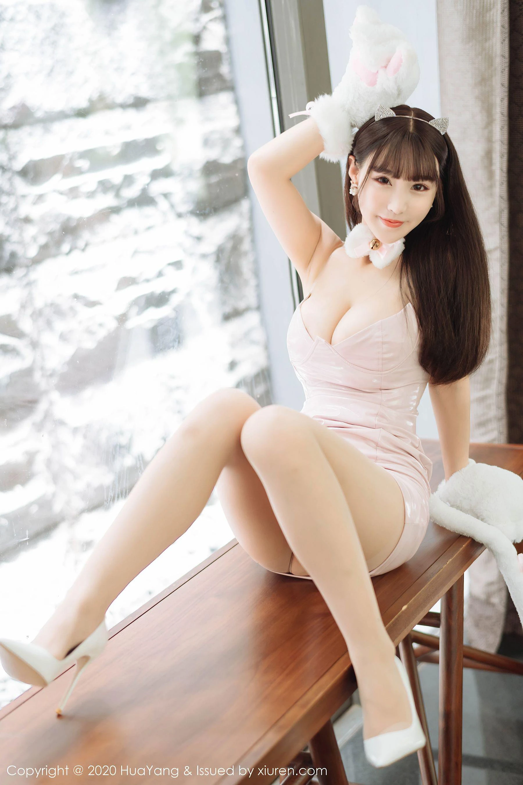 甜美護士私藏美照 – 苗慄自然光黎明獨家呈現限量 - 4