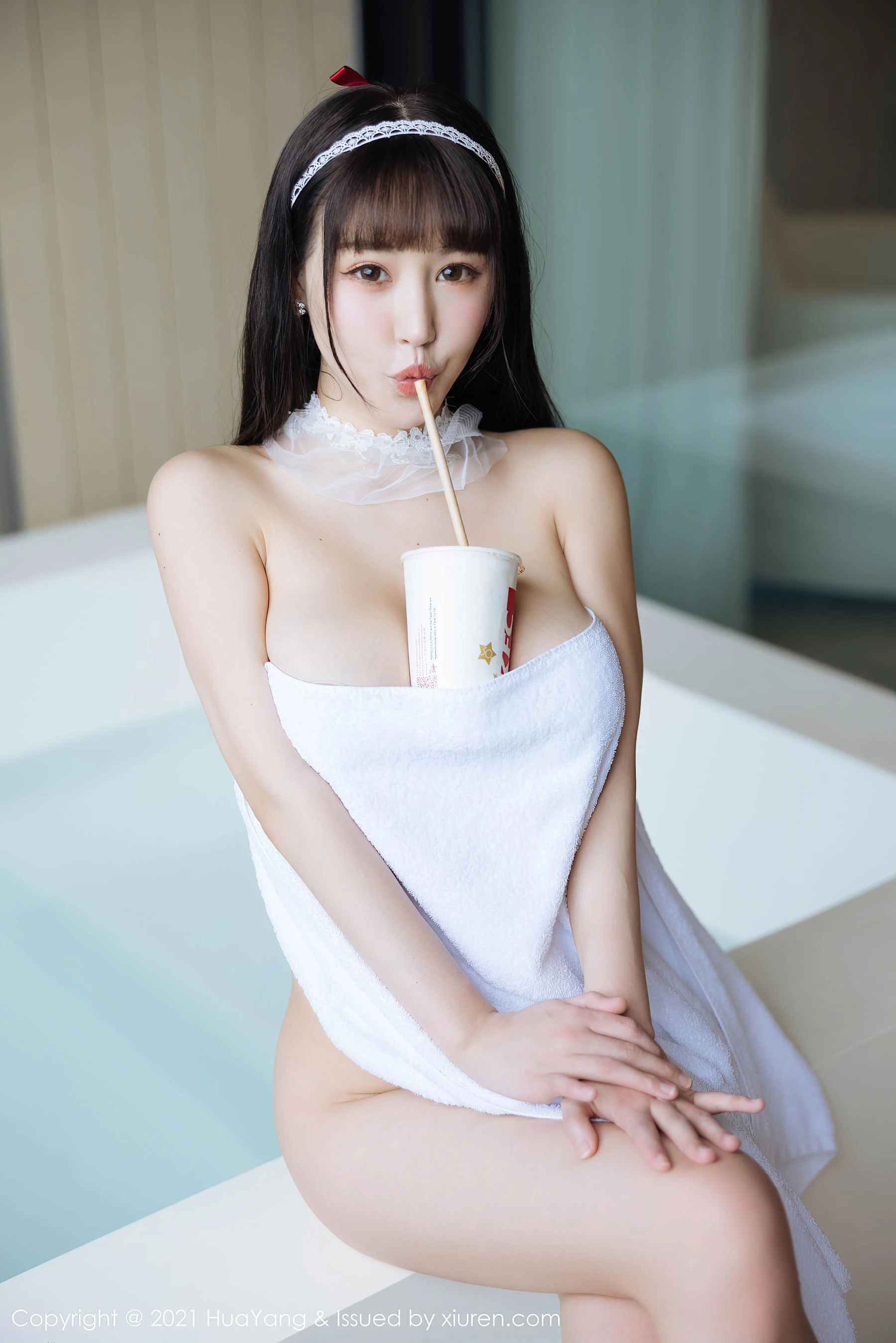 夏日限定舞者優雅寫真集 - 山景活力瞬間捕捉珍藏 - 41