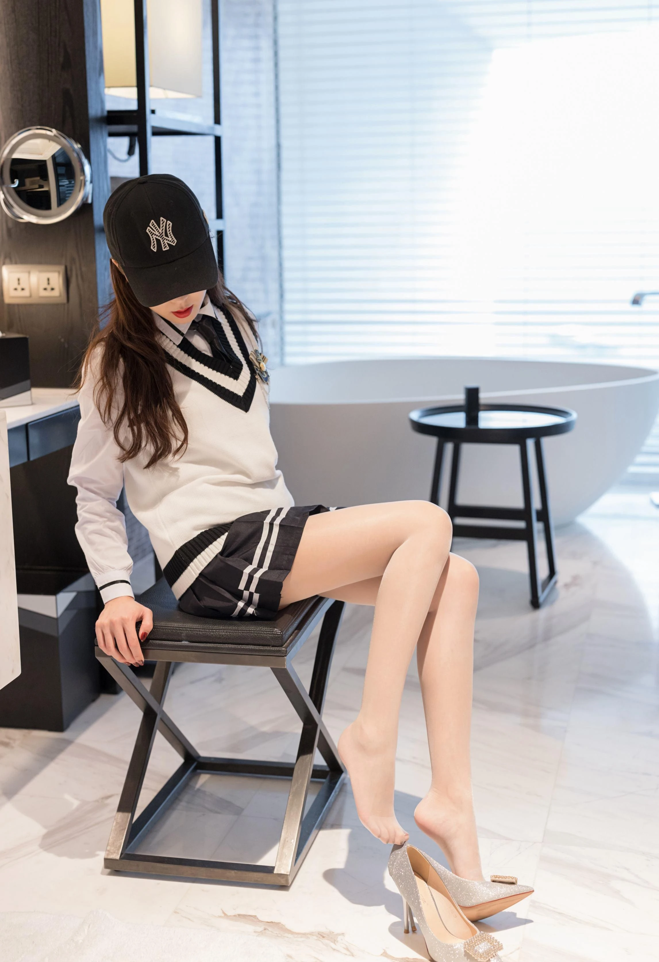 性感空姐私藏美照 – 苗慄寫真館黎明獨家呈現珍藏 - 34